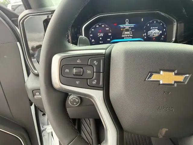 2026 Chevrolet Silverado 1500 4WD Crew Cab Standard Bed LT