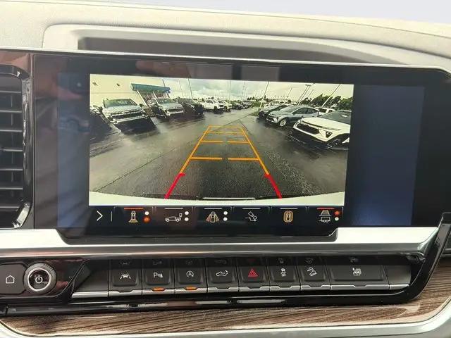 2026 Chevrolet Silverado 1500 4WD Crew Cab Standard Bed LT