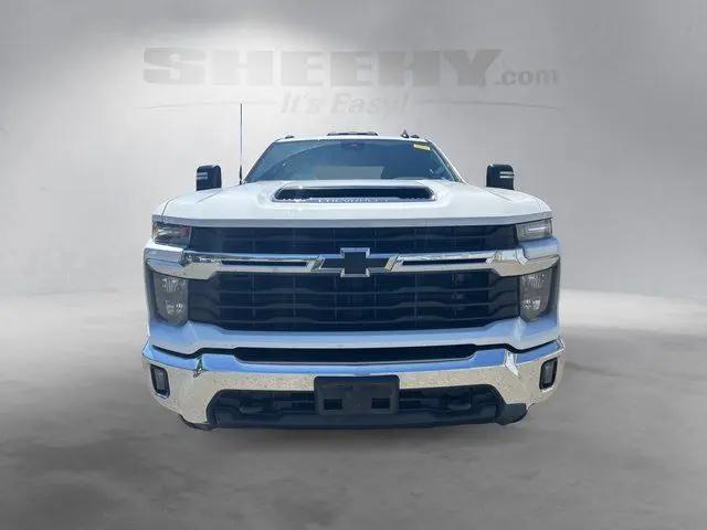 2024 Chevrolet Silverado 2500HD 4WD Crew Cab Standard Bed LT