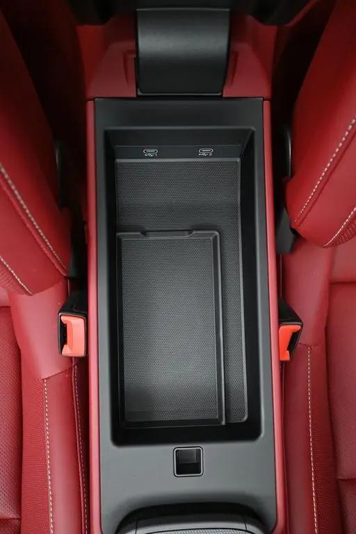 2024 Porsche 911 Targa 4S