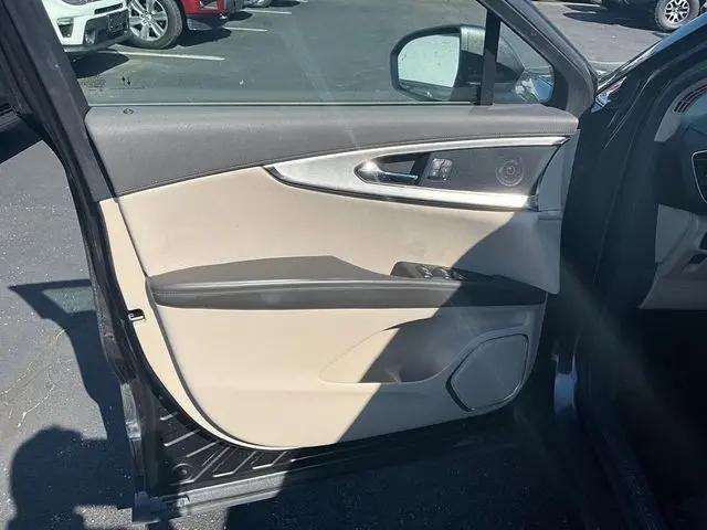 2020 Lincoln Nautilus Standard