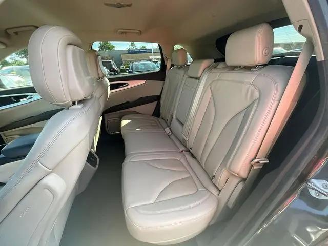 2020 Lincoln Nautilus Standard