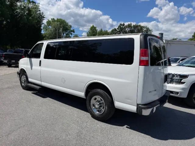 2017 Chevrolet Express LT