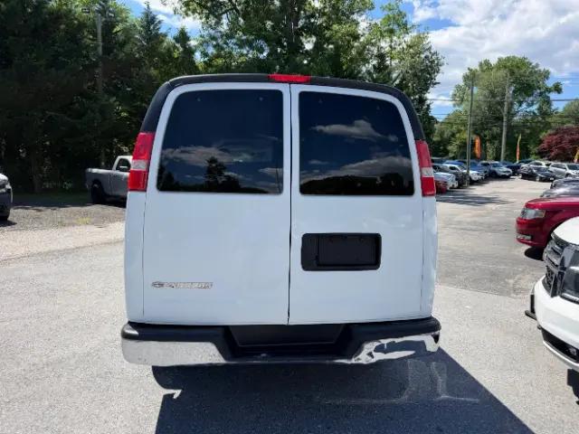 2017 Chevrolet Express LT