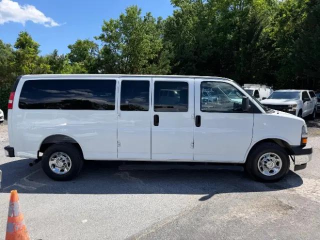 2017 Chevrolet Express LT