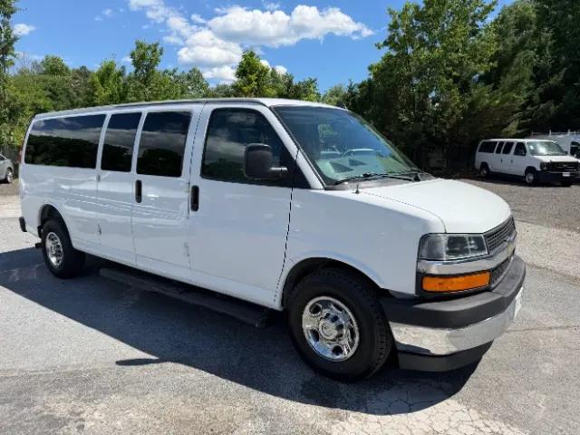 2017 Chevrolet Express LT