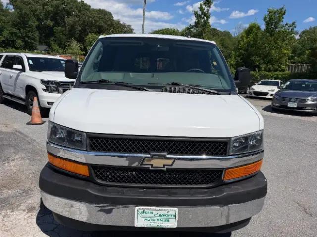 2017 Chevrolet Express LT