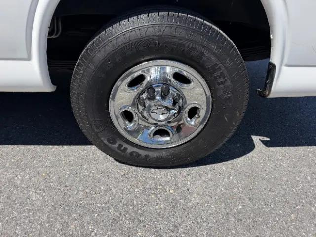 2017 Chevrolet Express LT