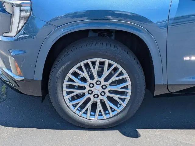 2026 GMC Acadia Denali AWD