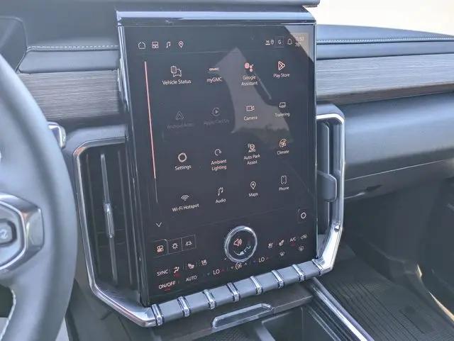 2026 GMC Acadia Denali AWD