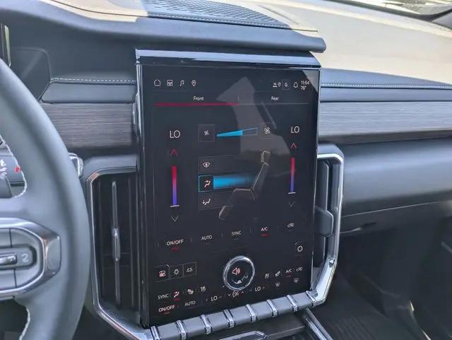 2026 GMC Acadia Denali AWD