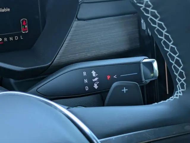 2026 GMC Acadia Denali AWD