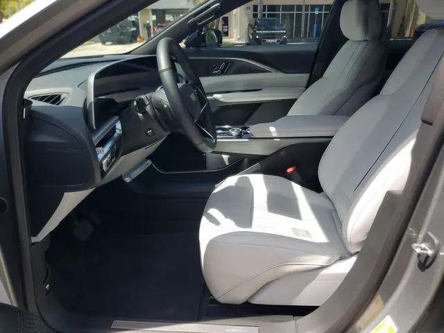 2024 Cadillac iQ Luxury w/1SC