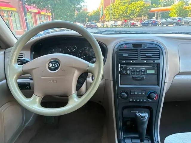 2005 Kia Optima LX