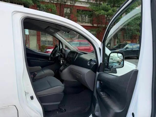 2014 Nissan NV200 SV