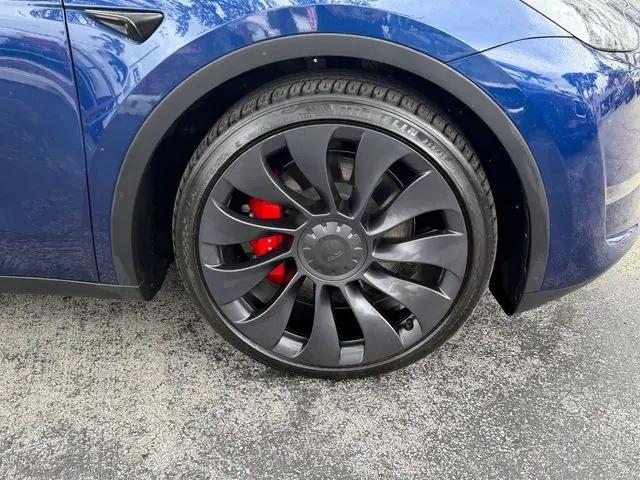 2024 Tesla Model Y Performance Dual Motor All-Wheel Drive