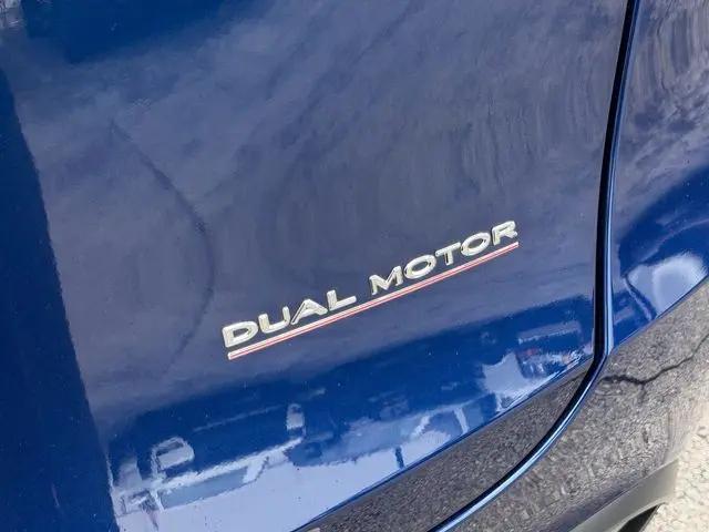 2024 Tesla Model Y Performance Dual Motor All-Wheel Drive