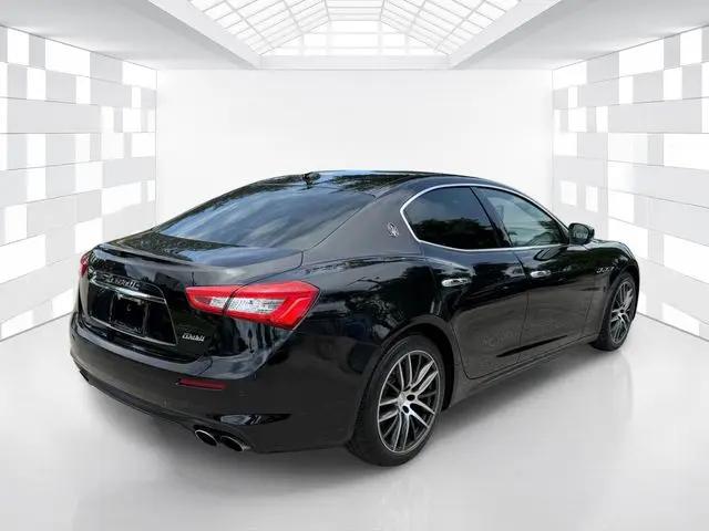 2018 Maserati Ghibli Standard
