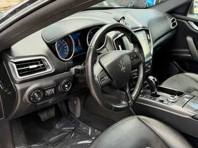 2018 Maserati Ghibli Standard