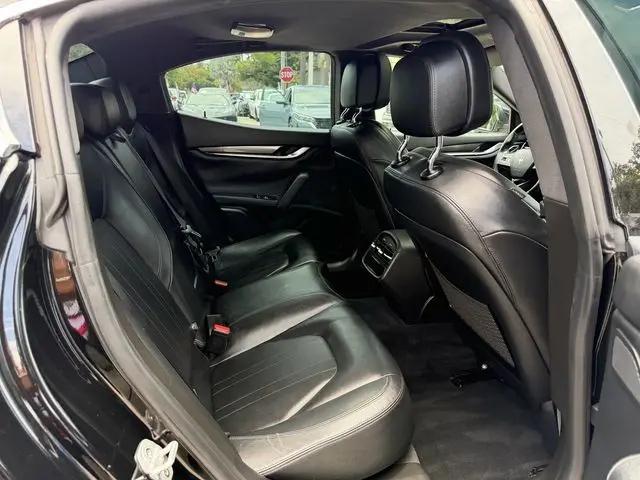 2018 Maserati Ghibli Standard