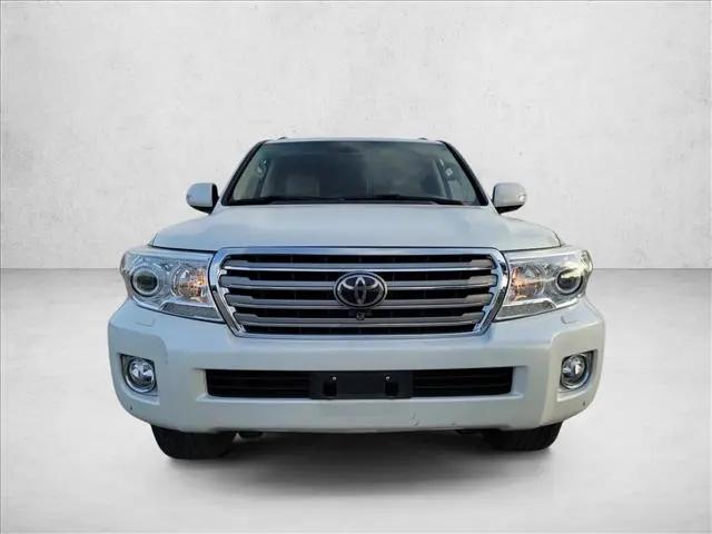 2015 Toyota Land Cruiser V8