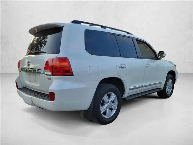 2015 Toyota Land Cruiser V8