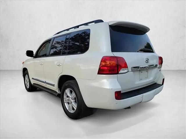 2015 Toyota Land Cruiser V8