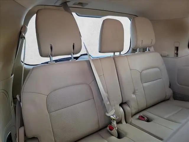 2015 Toyota Land Cruiser V8