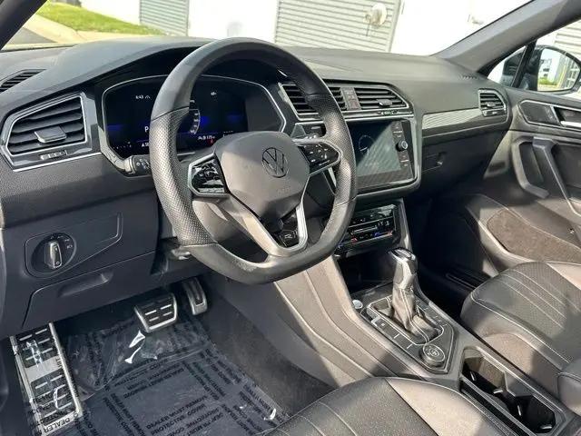 2023 Volkswagen Tiguan 2.0T SE R-Line Black