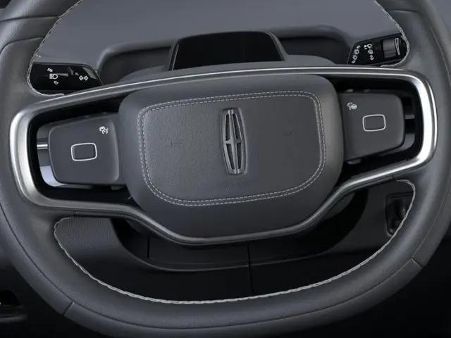 2026 Lincoln Navigator Premiere