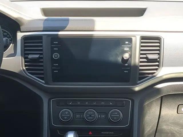 2021 Volkswagen Atlas 3.6L V6 SE w/Technology R-Line