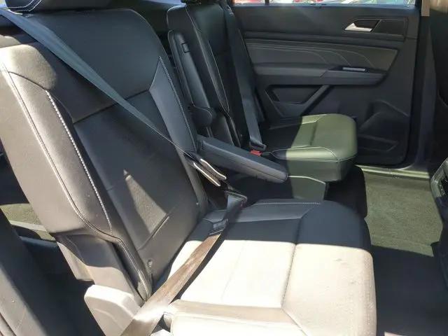 2021 Volkswagen Atlas 3.6L V6 SE w/Technology R-Line