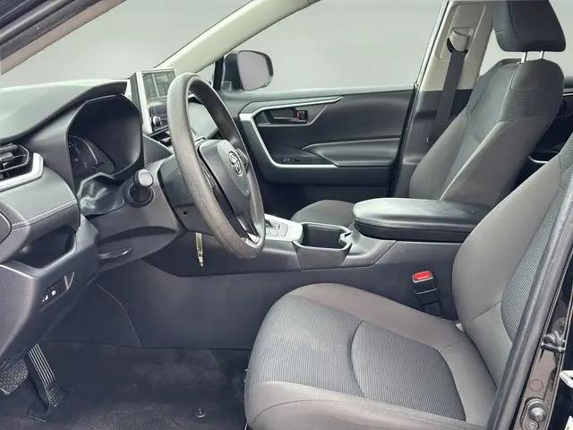 2023 Toyota RAV4 Hybrid LE