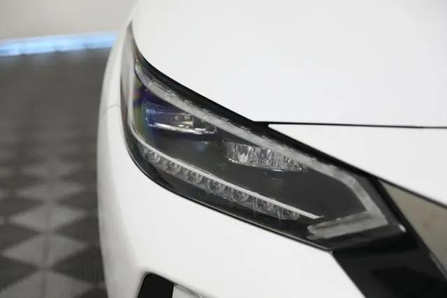 2022 Nissan Sentra SR Xtronic CVT
