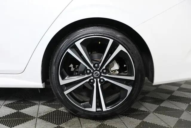 2022 Nissan Sentra SR Xtronic CVT