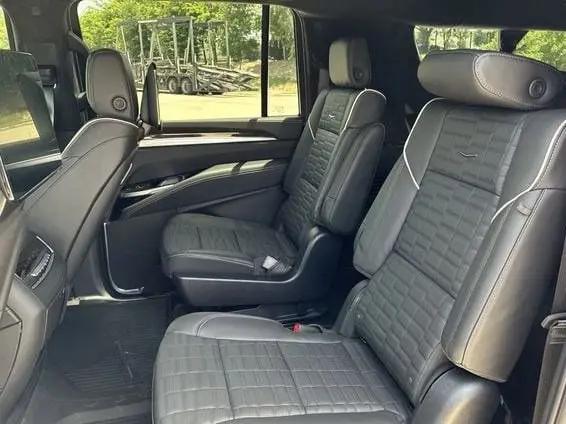 2026 Cadillac Escalade ESV Platinum Sport