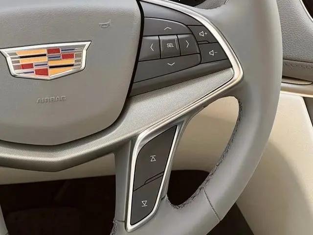 2026 Cadillac XT5 Premium Luxury FWD