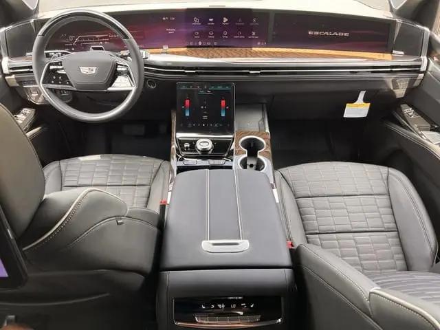 2026 Cadillac Escalade ESV Platinum Sport