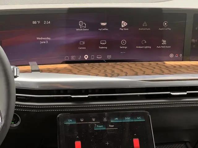 2026 Cadillac Escalade ESV Platinum Sport