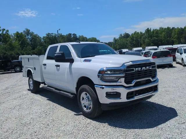 2026 Ram 2500 Tradesman Crew Cab 4x4 8 Box
