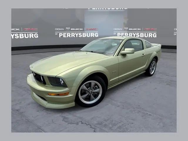 2005 Ford Mustang GT Deluxe for sale in Perrysburg, OH