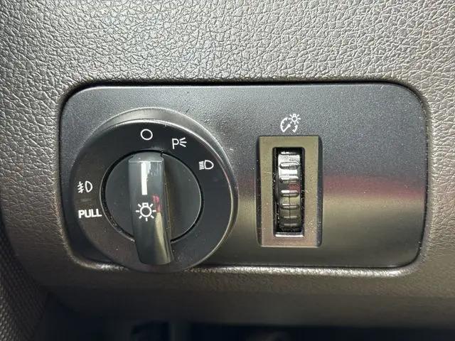 2005 Ford Mustang GT Deluxe