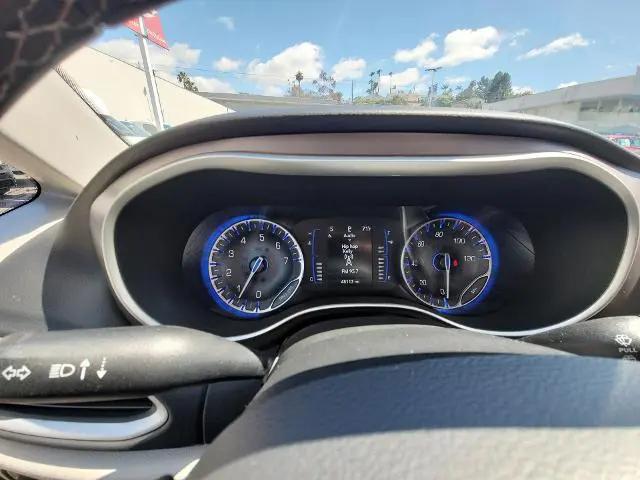 2022 Chrysler Voyager LX