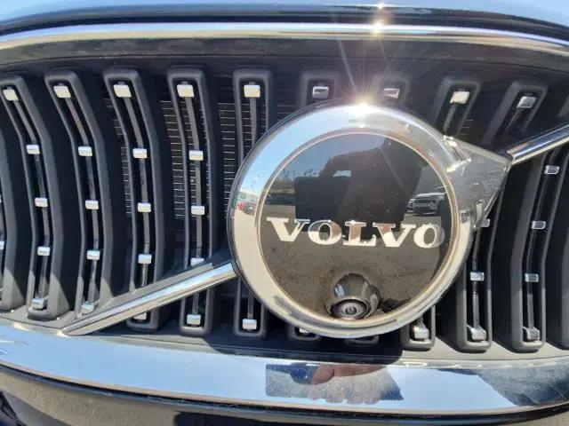 2025 Volvo V60 Cross Country Plus, B5 AWD Gas (mild hybrid)