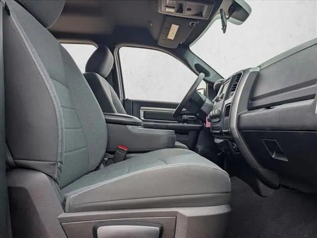 2024 Ram 1500 Classic Warlock Crew Cab 4x4 5'7" Box