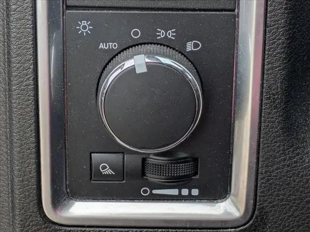 2024 Ram 1500 Classic Warlock Crew Cab 4x4 5'7" Box