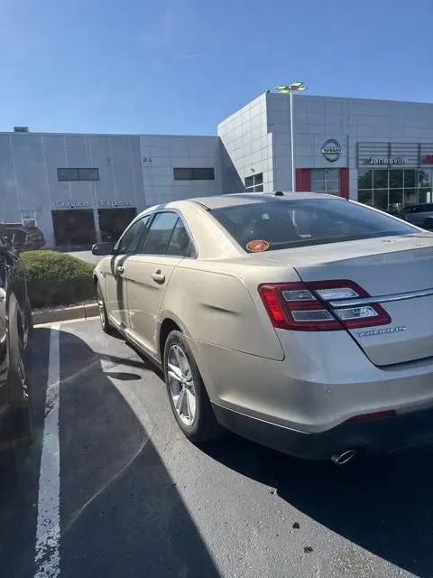 2018 Ford Taurus SEL