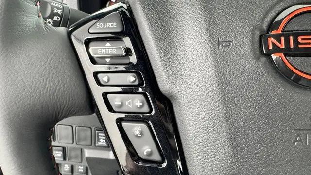 2026 Nissan Frontier Crew Cab PRO-4X 4x4