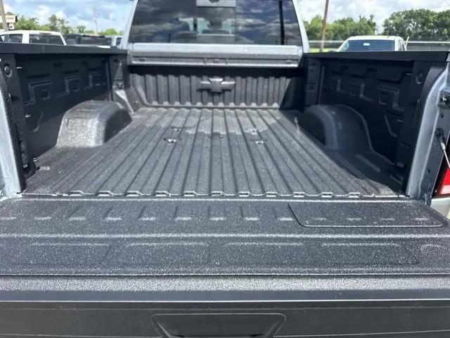 2026 Chevrolet Silverado 2500HD Crew Cab, Standard Bed, High Country, 4WD