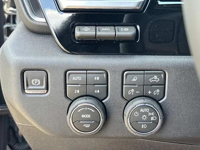 2026 Chevrolet Silverado 2500HD Crew Cab, Standard Bed, High Country, 4WD